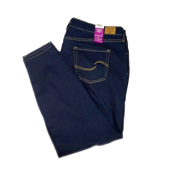 NWT Levi's Gold Label Wms 24S Modern Skinny Jean - Picture 4 of 6